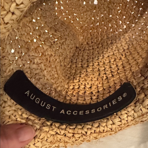 August Accessories tan straw hat - Picture 5 of 6